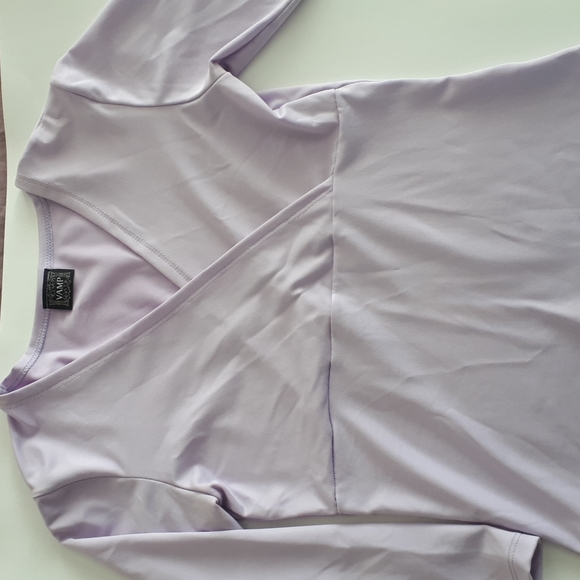 Women's Top - Picture 2 of 10